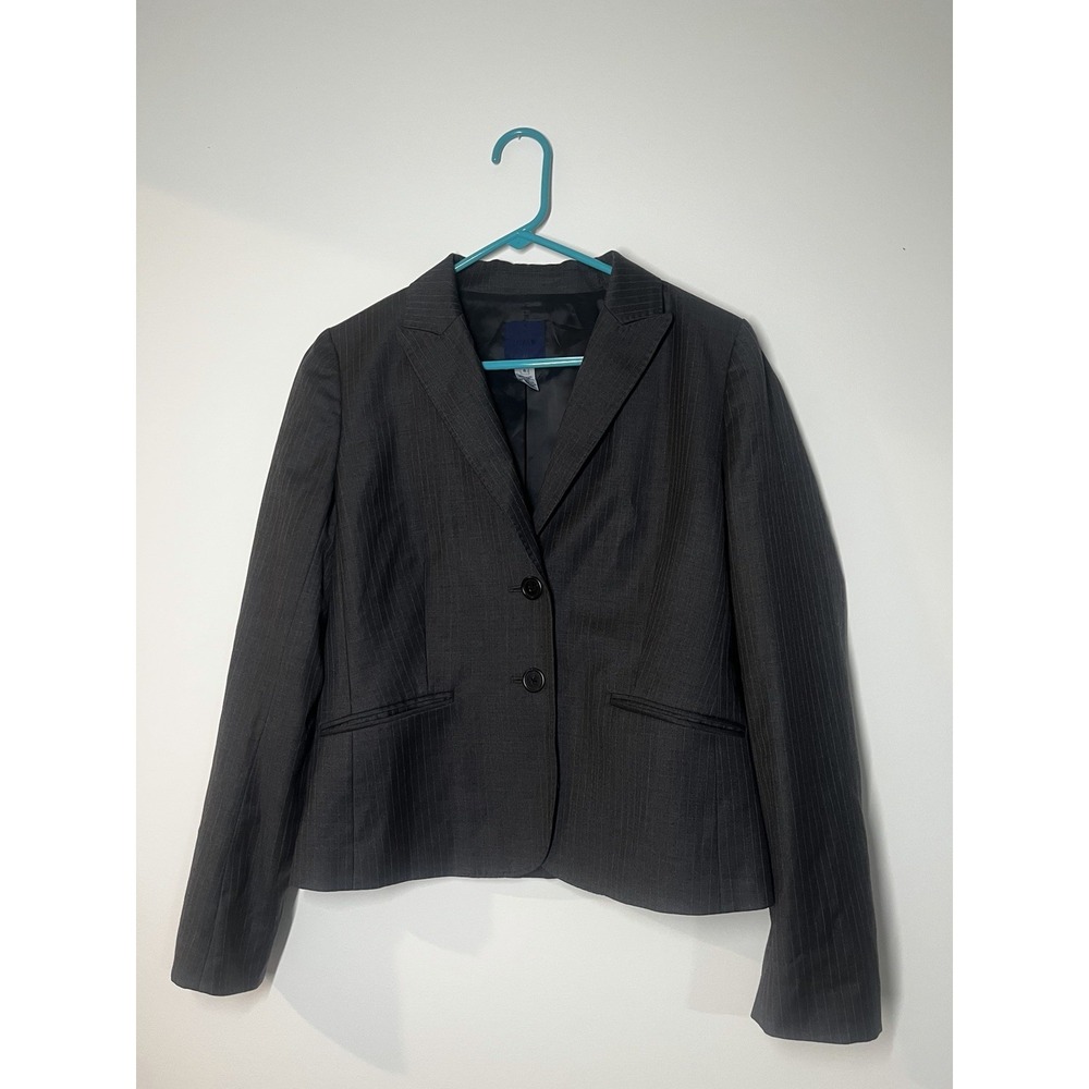 Women's J.Crew gray pinstripe blazer 100% wool Size‎ 8. Business Casual